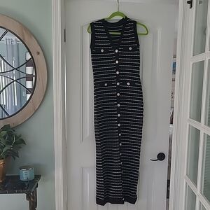 Black and White Striped Sleeveless Knitted Dress